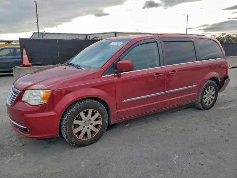 Photo 1 from auction – 2013 CHRYSLER TOWN & COU with VIN 2C4RC1BG9DR681477