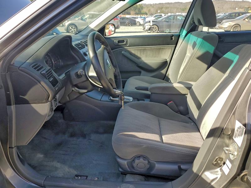 Photo 7 from auction – 2004 HONDA CIVIC LX with VIN 2HGES16644H908164