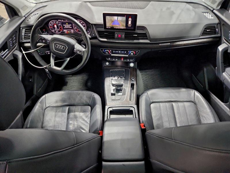 Photo 8 from auction – 2018 AUDI Q5 PREMIUM with VIN WA1BNAFY8J2017755