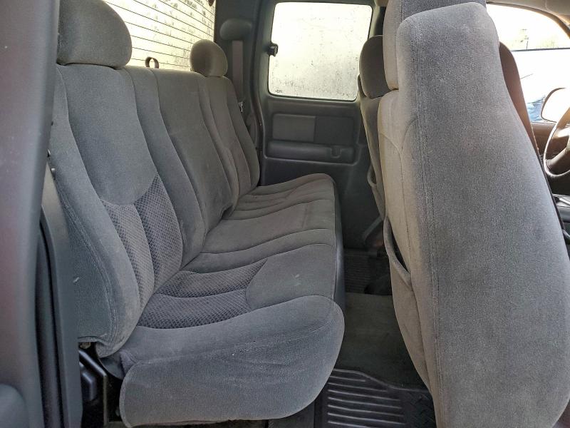 Photo 10 from auction – 2003 CHEVROLET SILVERADO with VIN 2GCEC19VX31356093