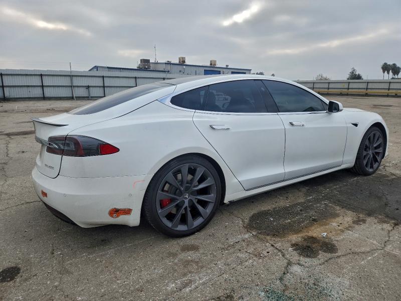 Photo 3 from auction – 2020 TESLA MODEL S with VIN 5YJSA1E41LF398669