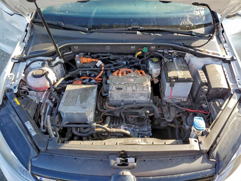Photo 11 from auction – 2019 VOLKSWAGEN E-GOLF SEL with VIN WVWPR7AUXKW908275