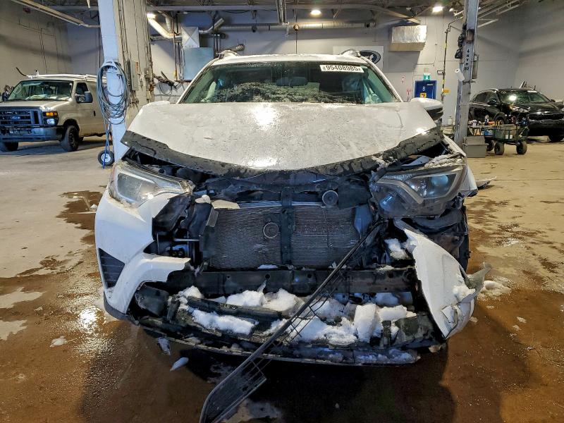 Photo 5 from auction – 2016 TOYOTA RAV4 LE with VIN 2T3BFREV6GW447566