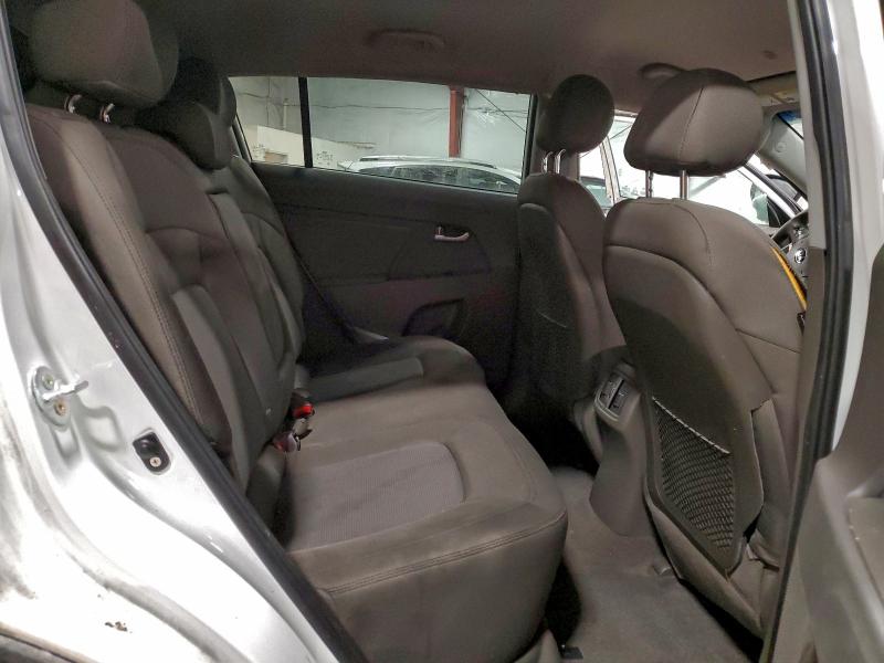 Photo 11 from auction – 2016 KIA SPORTAGE L with VIN KNDPBCAC0G7802164