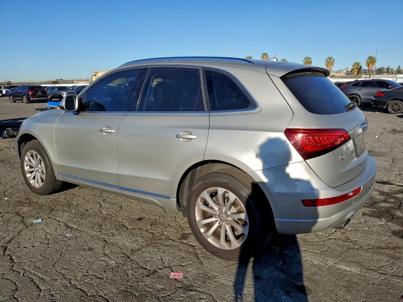 Photo 2 from auction – 2014 AUDI Q5 PREMIUM with VIN WA1CFAFP9EA009300