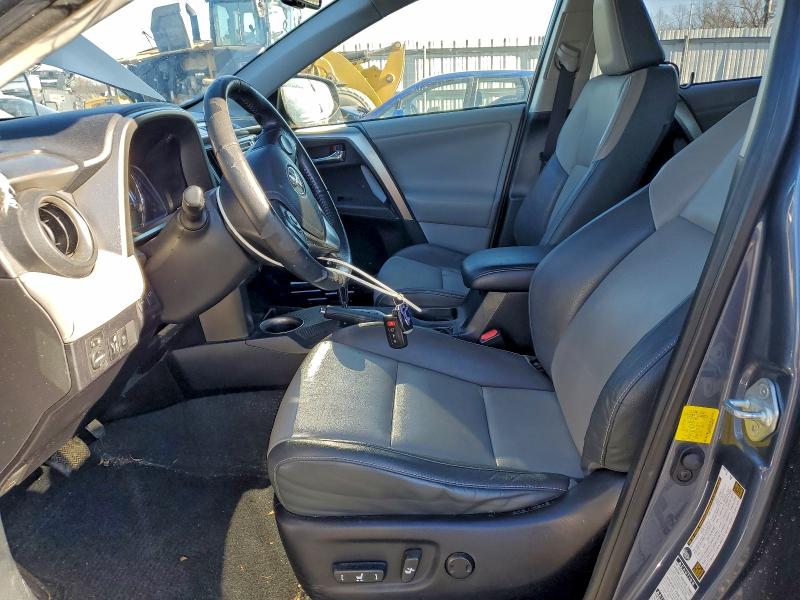 Photo 7 from auction – 2013 TOYOTA RAV4 LIMIT with VIN JTMDFREV0DD004265