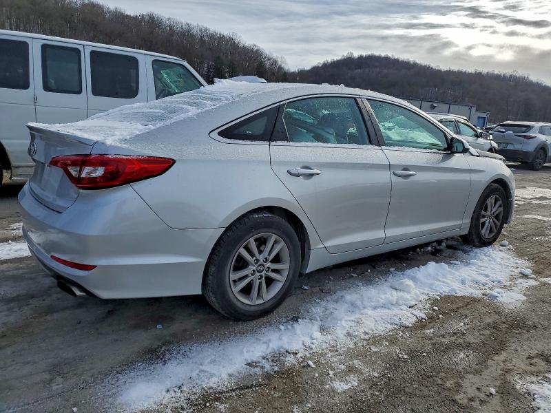 Photo 3 from auction – 2016 HYUNDAI SONATA SE with VIN 5NPE24AF6GH357836