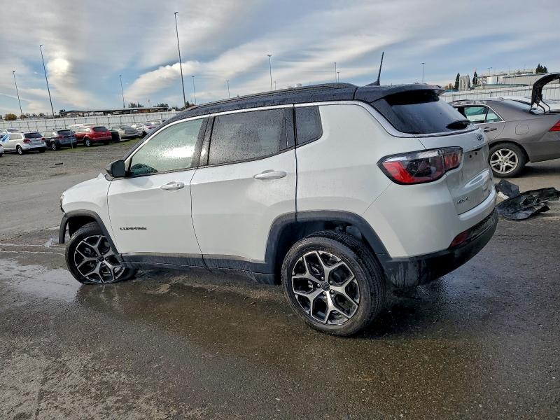 Photo 2 from auction – 2025 JEEP COMPASS LI with VIN 3C4NJDCN4ST605114