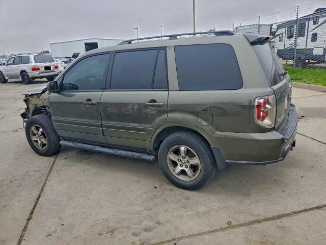 Photo 2 from auction – 2006 HONDA PILOT EX with VIN 5FNYF18586B029652