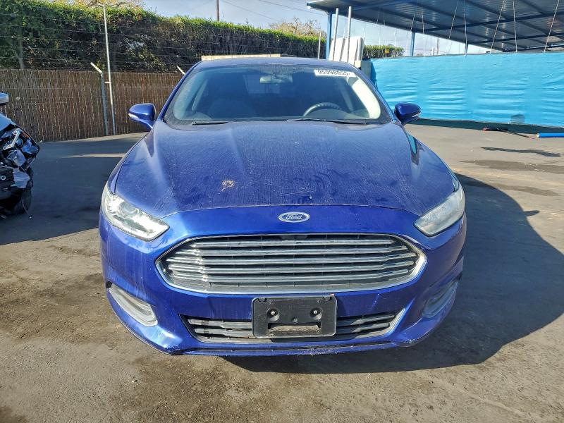 Photo 5 from auction – 2016 FORD FUSION SE with VIN 3FA6P0H74GR260957