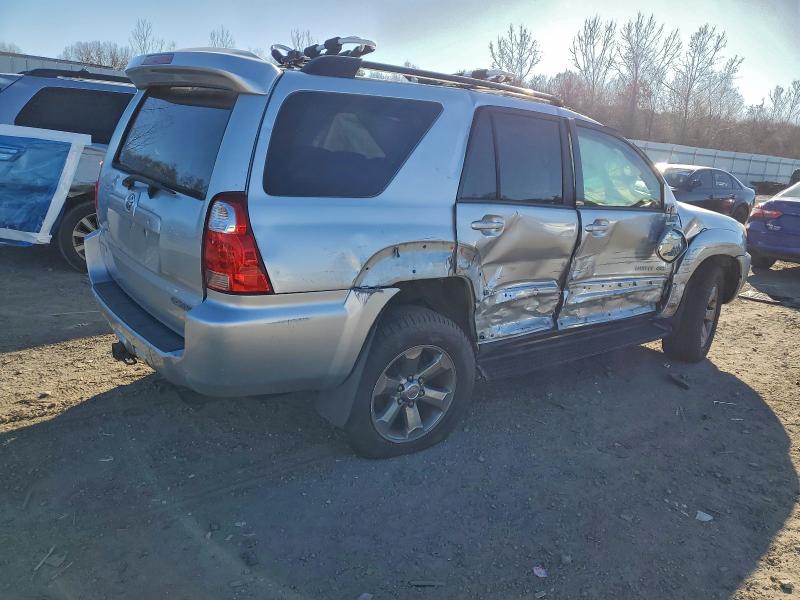 Photo 3 from auction – 2006 TOYOTA 4RUNNER LI with VIN JTEBU17R460105491