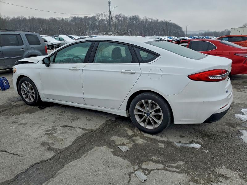Photo 2 from auction – 2020 FORD FUSION with VIN 3FA6P0HD7LR222736
