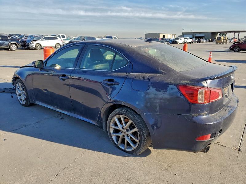 Photo 2 from auction – 2011 LEXUS IS 250 with VIN JTHCF5C21B5047239