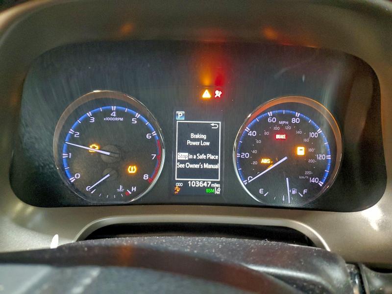 Photo 9 from auction – 2018 TOYOTA RAV4 LIMIT with VIN 2T3DFREV2JW825222