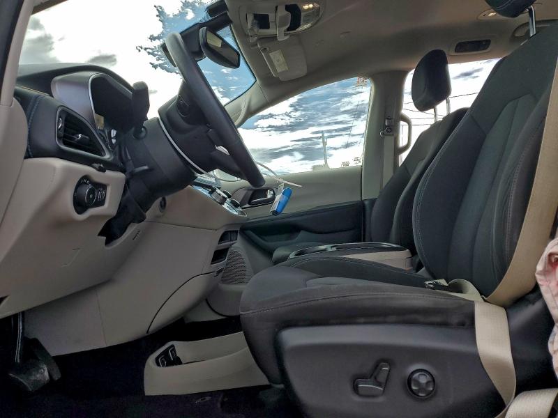 Photo 7 from auction – 2021 CHRYSLER PACIFICA T with VIN 2C4RC1FG5MR504791