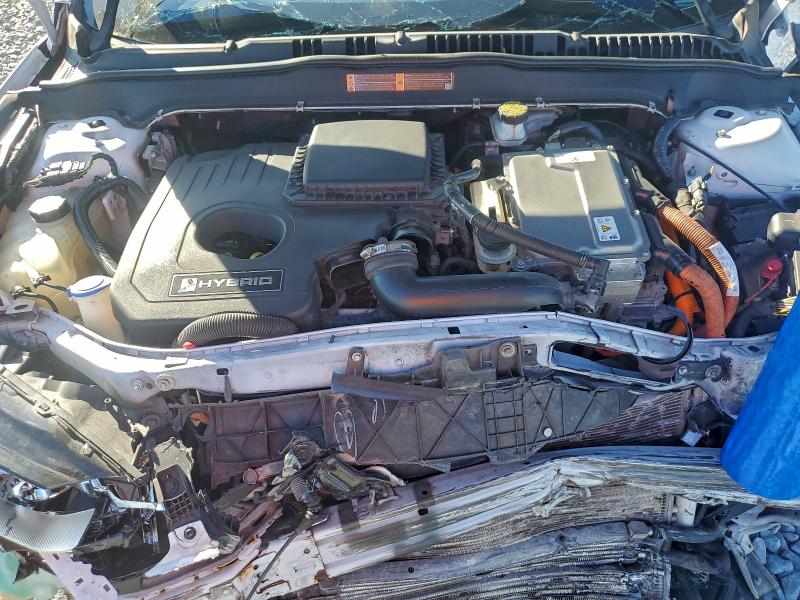 Photo 11 from auction – 2018 FORD FUSION SE with VIN 3FA6P0LU2JR152535