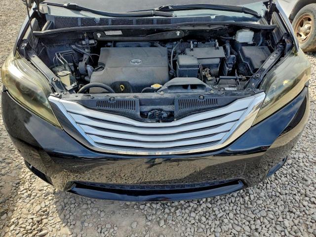 Photo 12 from auction – 2014 TOYOTA SIENNA XLE with VIN 5TDDK3DC7ES076272