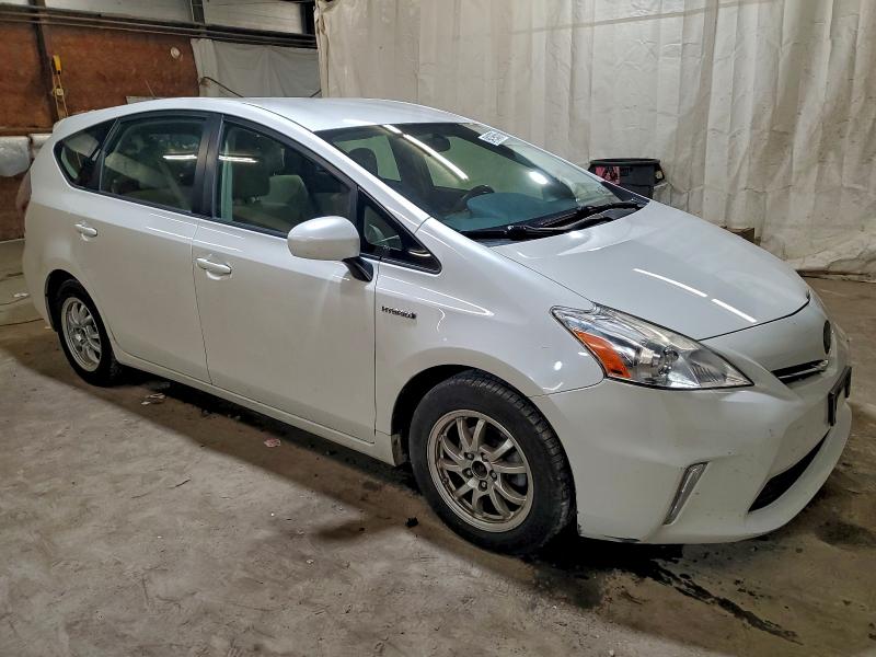 Photo 4 from auction – 2013 TOYOTA PRIUS V with VIN JTDZN3EU0D3219759