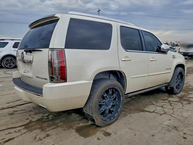 Photo 3 from auction – 2012 CADILLAC ESCALADE P with VIN 1GYS3CEFXCR261046