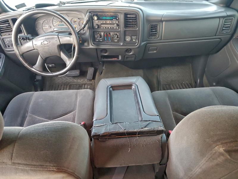 Photo 8 from auction – 2003 CHEVROLET SILVERADO with VIN 2GCEC19VX31356093