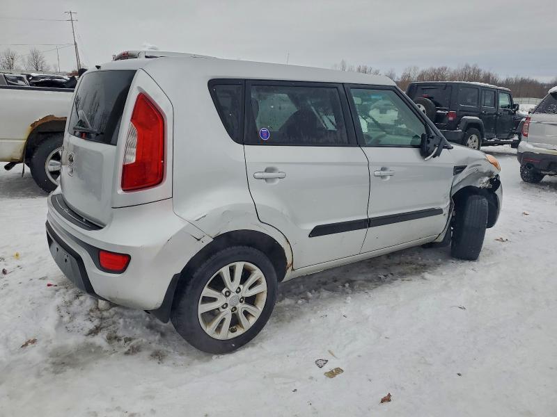 Photo 3 from auction – 2013 KIA SOUL + with VIN KNDJT2A65D7754969