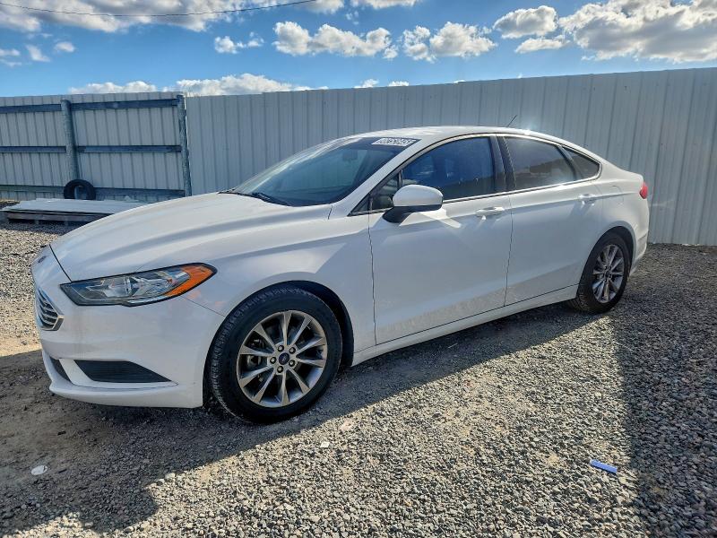 FORD FUSION SE 2017 with VIN 3FA6P0H74HR370120 - Photo from auction