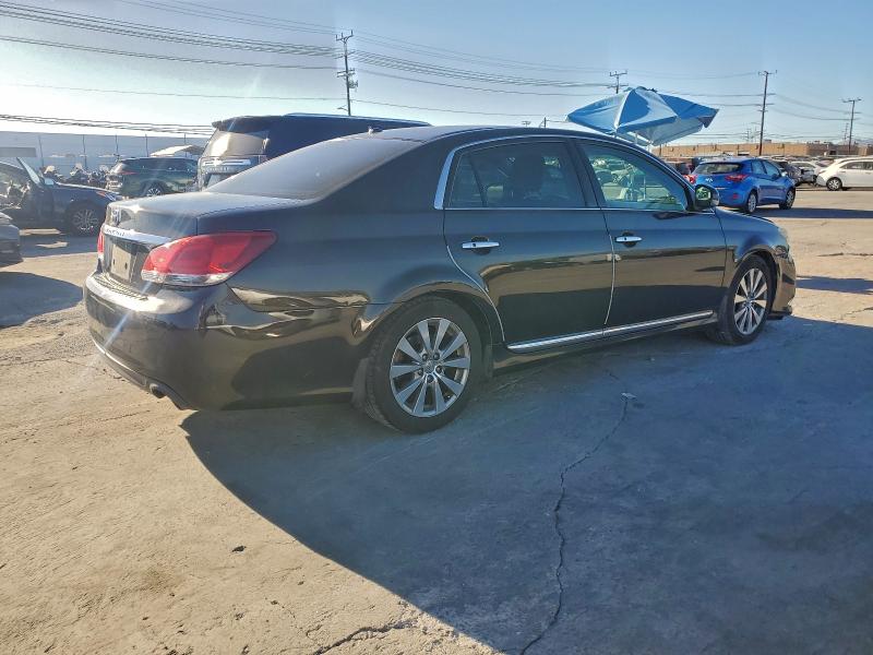 Photo 3 from auction – 2012 TOYOTA AVALON with VIN 4T1BK3DBXCU470660