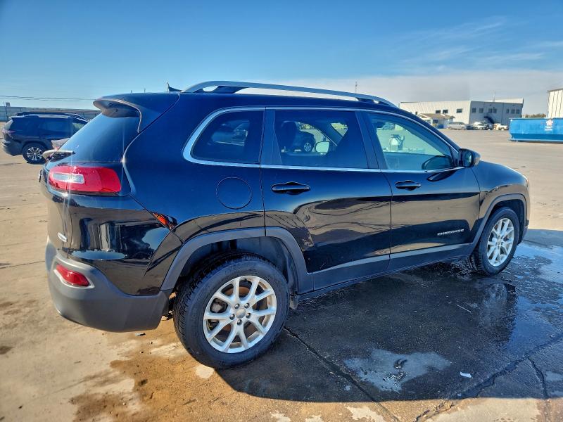 Photo 3 from auction – 2017 JEEP CHEROKEE with VIN 1C4PJLCB9HW592825
