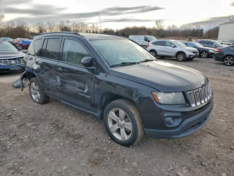 Photo 4 from auction – 2016 JEEP COMPASS LA with VIN 1C4NJDEB3GD587530