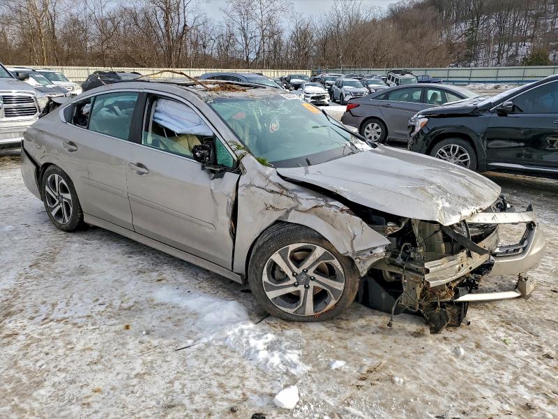 Photo 4 from auction – 2020 SUBARU LEGACY LIM with VIN 4S3BWAN65L3020449
