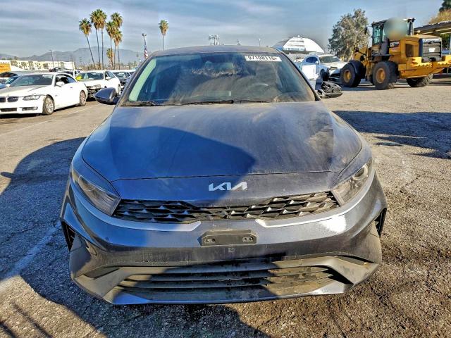 Photo 5 from auction – 2023 KIA FORTE with VIN 3KPF24AD8PE629925