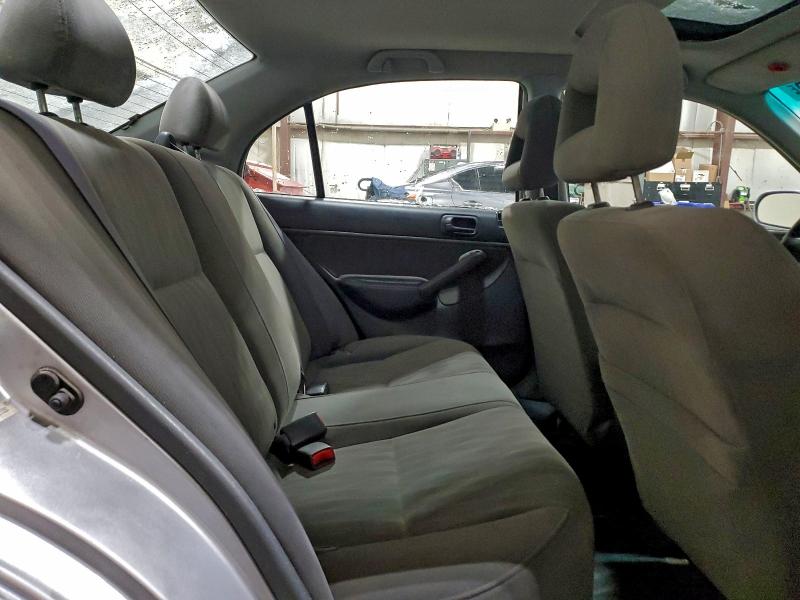 Photo 10 from auction – 2005 HONDA CIVIC with VIN 2HGES16845H029850