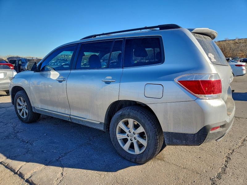 Foto 2 de la subasta – 2013 TOYOTA HIGHLANDER con VIN 5TDBK3EH2DS180605