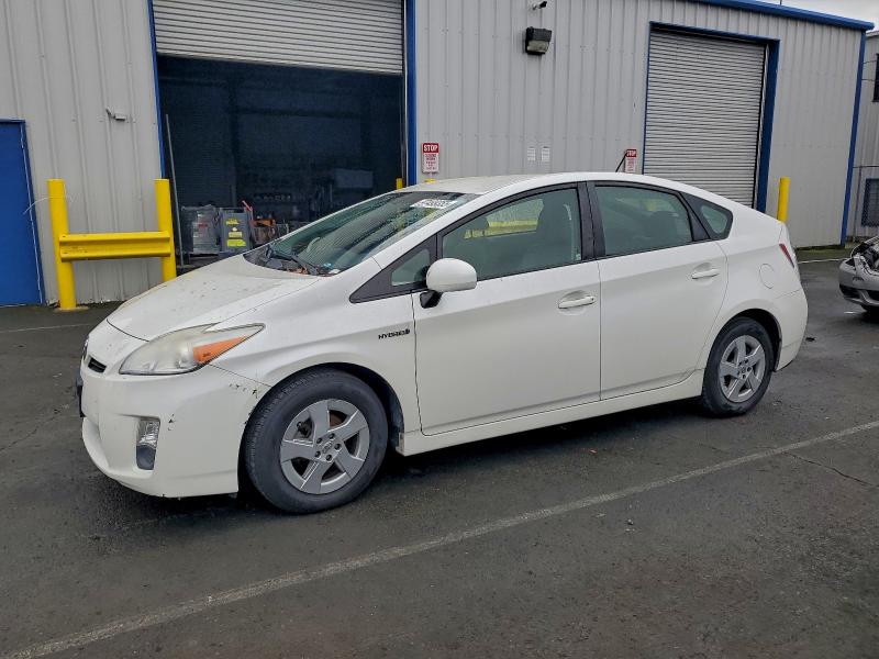 TOYOTA PRIUS 2011 with VIN JTDKN3DU2B0301381 - Photo from auction