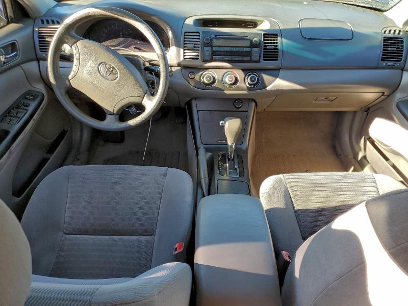 Photo 8 from auction – 2005 TOYOTA CAMRY LE with VIN 4T1BE30K35U061433