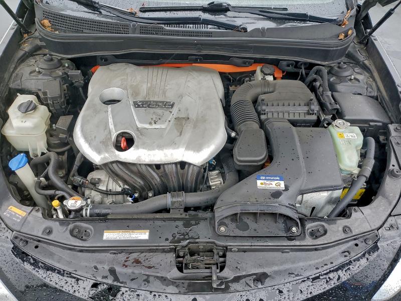 Photo 11 from auction – 2014 HYUNDAI SONATA HYB with VIN KMHEC4A40EA110453