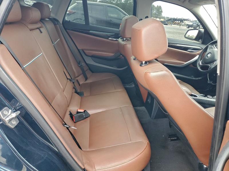 Photo 10 from auction – 2015 BMW X1 SDRIVE2 with VIN WBAVM1C52FV316807
