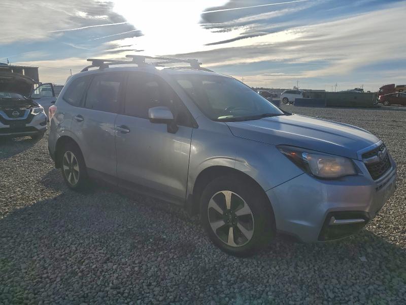 Photo 4 from auction – 2017 SUBARU FORESTER 2 with VIN JF2SJAEC9HH435306