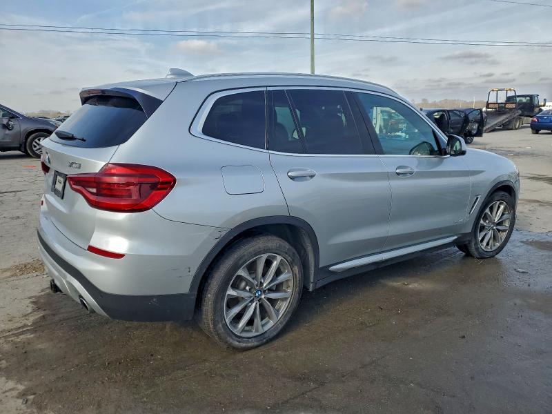 Photo 3 from auction – 2018 BMW X3 XDRIVE3 with VIN 5UXTR9C55JLC82734