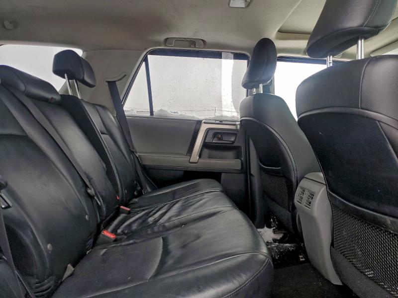 Photo 11 from auction – 2010 TOYOTA 4RUNNER SR with VIN JTEBU5JRXA5019758