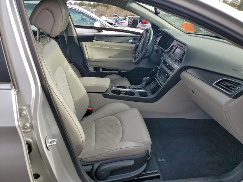 Photo 7 from auction – 2015 HYUNDAI SONATA SPO with VIN 5NPE34AF5FH056423