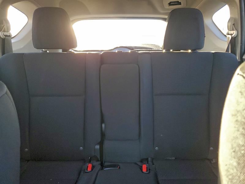 Photo 10 from auction – 2016 TOYOTA RAV4 LE with VIN 2T3ZFREV1GW248245