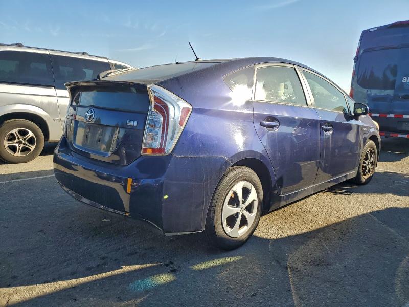 Photo 3 from auction – 2013 TOYOTA PRIUS with VIN JTDKN3DU2D0344718