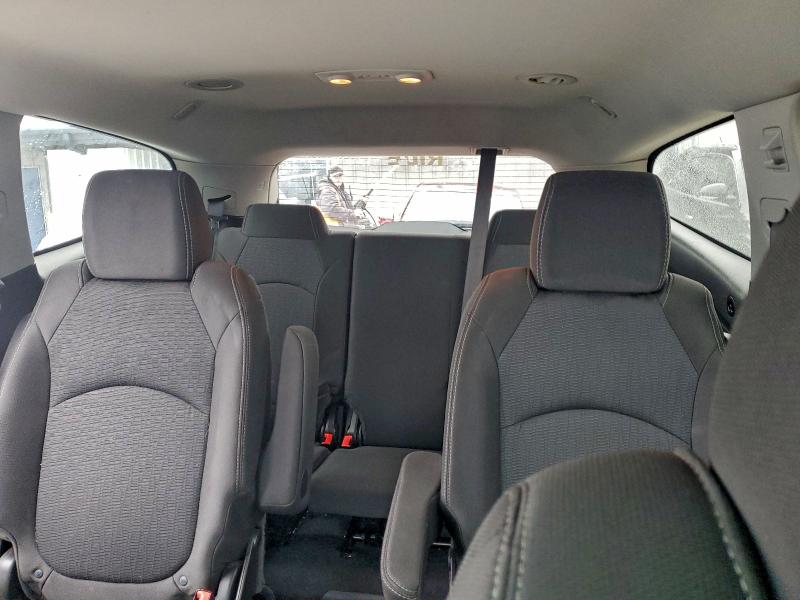 Photo 10 from auction – 2017 CHEVROLET TRAVERSE L with VIN 1GNKVGKD3HJ302995