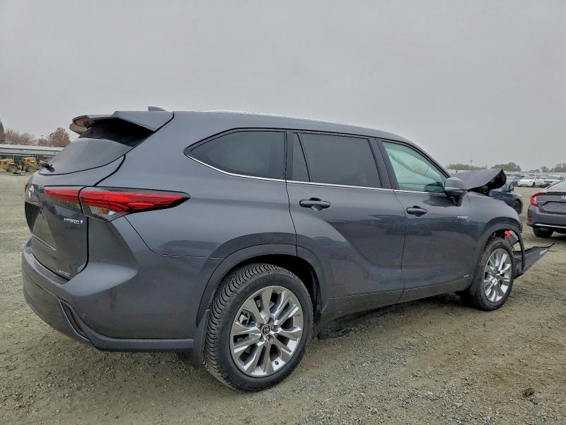 Photo 3 from auction – 2020 TOYOTA HIGHLANDER with VIN 5TDDBRCH0LS011048