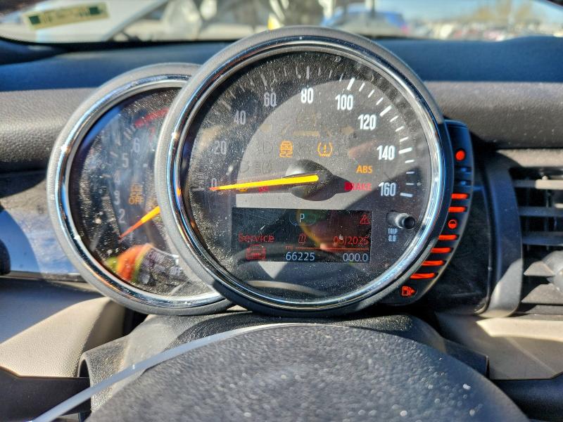 Photo 9 from auction – 2015 MINI COOPER S with VIN WMWXU3C5XF2B59584