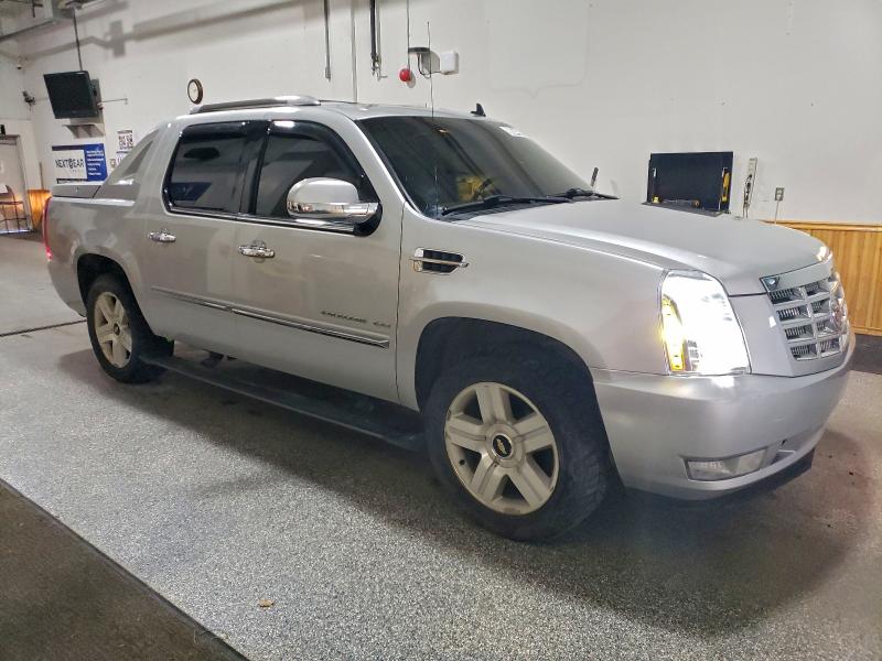 Photo 4 from auction – 2013 CADILLAC ESCALADE E with VIN 3GYT4NEFXDG264611