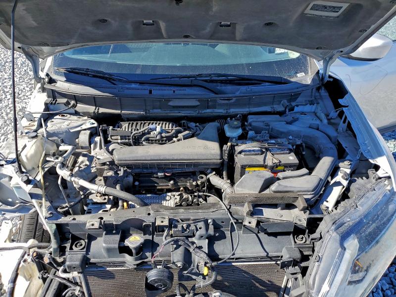 Photo 12 from auction – 2018 NISSAN ROGUE S with VIN 5N1AT2MT2JC758512