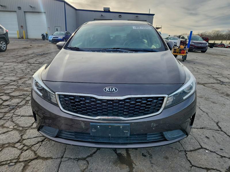 Photo 5 from auction – 2018 KIA FORTE LX with VIN 3KPFL4A7XJE214846