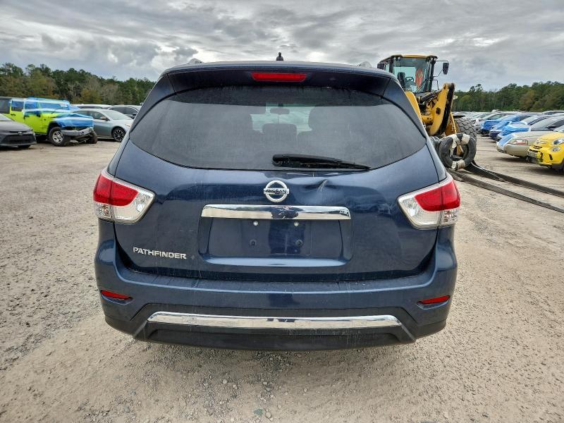 Photo 6 from auction – 2016 NISSAN PATHFINDER with VIN 5N1AR2MN2GC646169